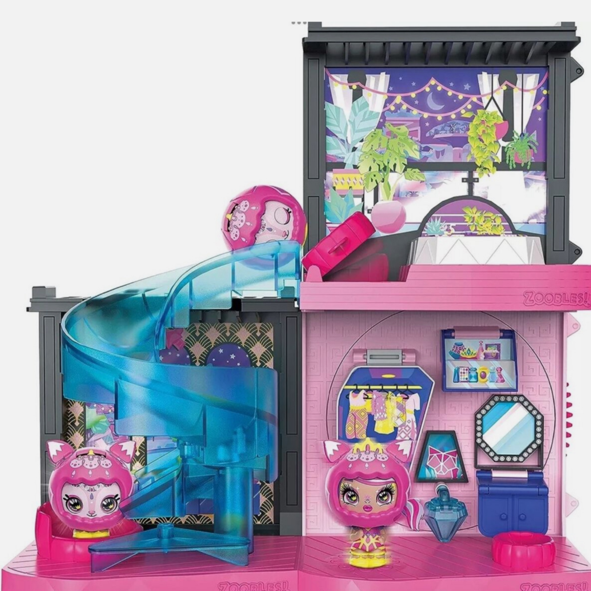 Magic Mansion Transforming Playset with Exclusive Z-Girl Collectable Figure